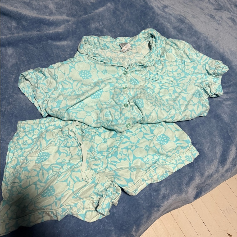 Women’s medium pajama  set